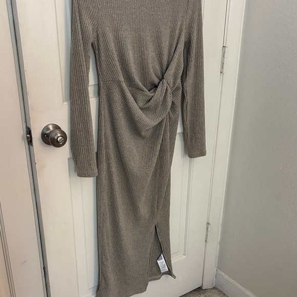 SHEIN Long Sleeve Knotted Dress in Taupe - Picture 4 of 7